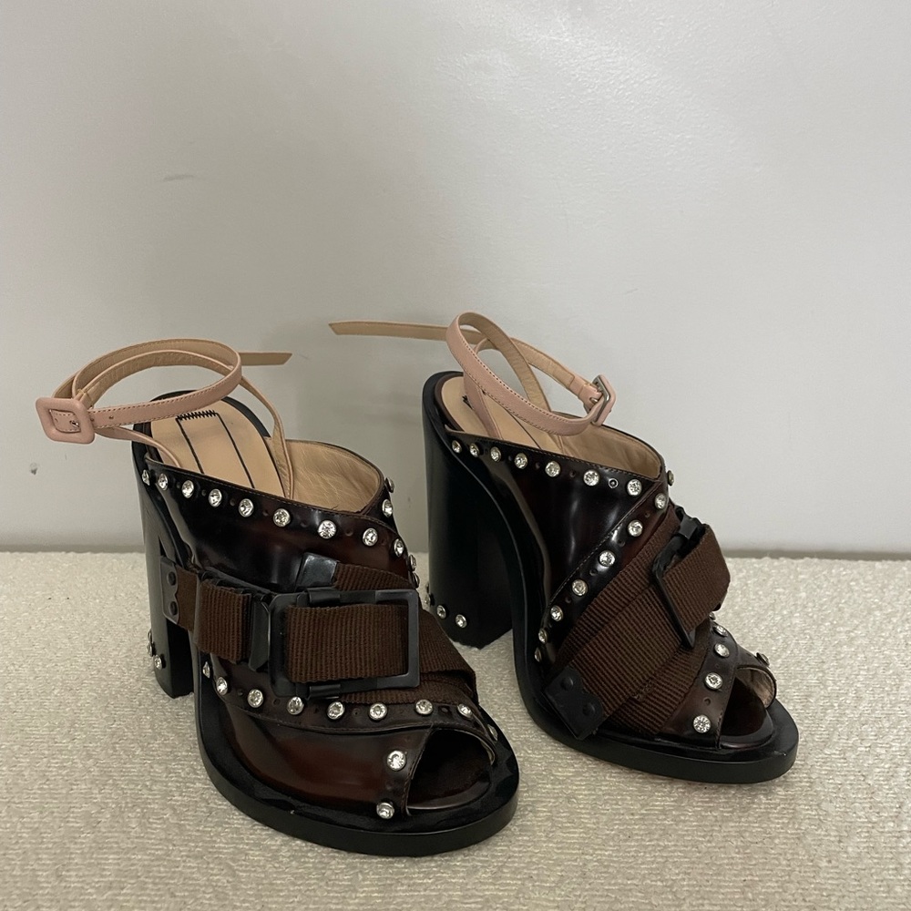 No 21 studded buckle sandals